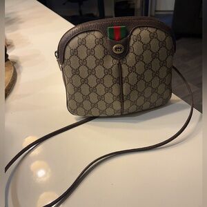 GUCCI GG Supreme Web Sherry Line cross body